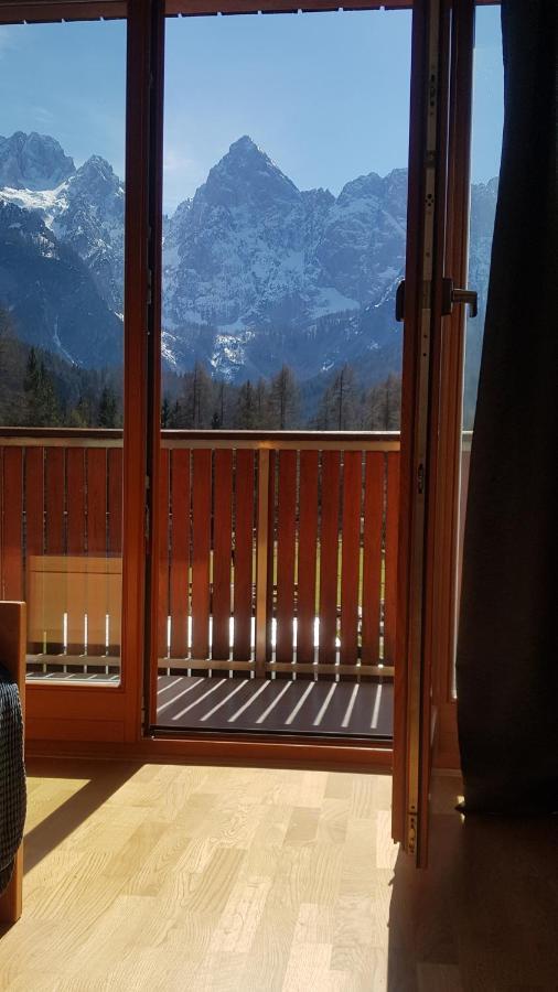 Mountain Peaks Apartment With Sauna Gozd Martuljek Exteriör bild